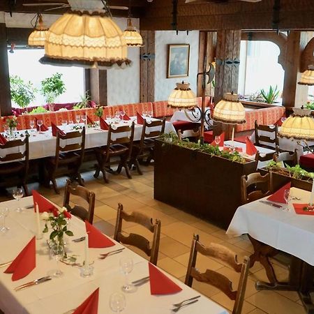 Landhotel Guenzburg クプファーツェル エクステリア 写真