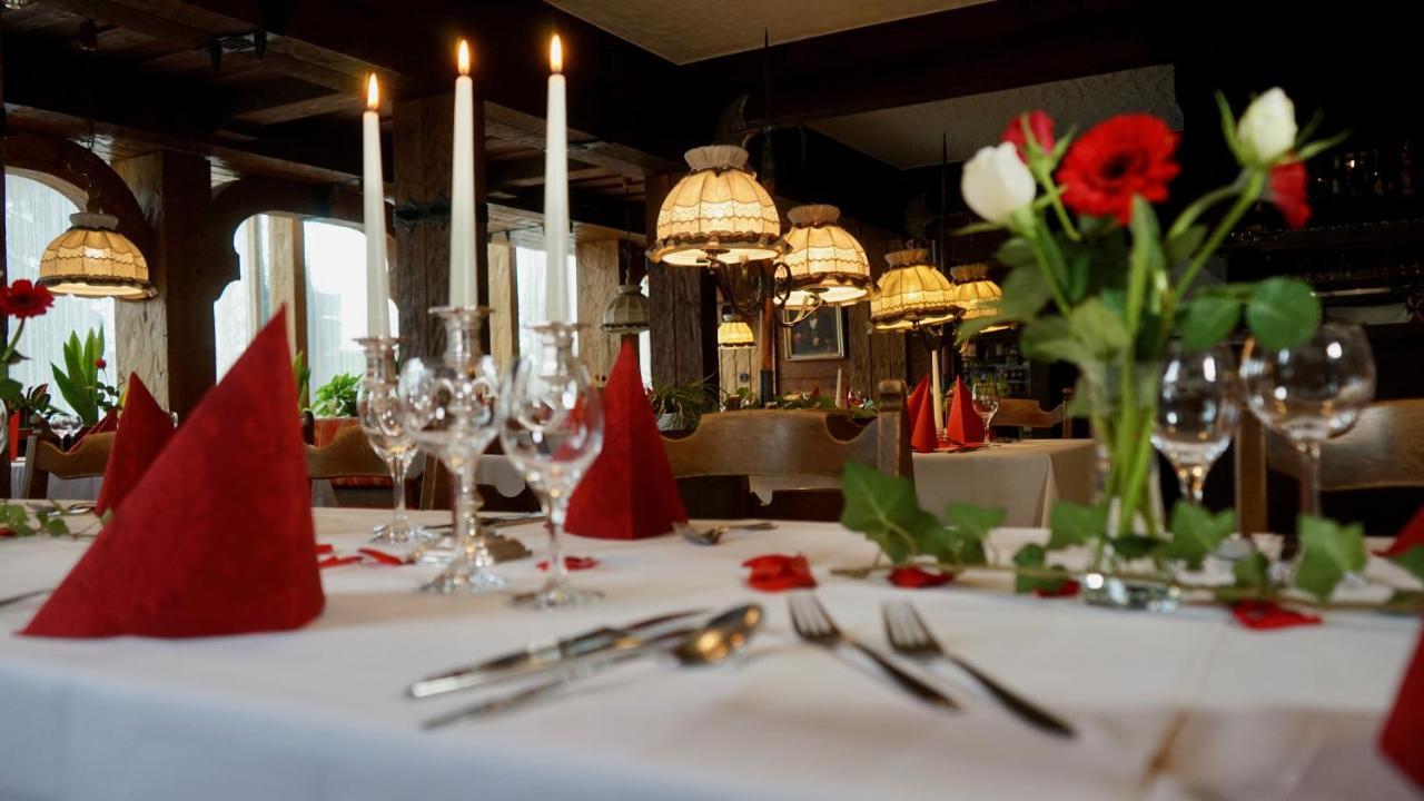 Landhotel Guenzburg クプファーツェル エクステリア 写真