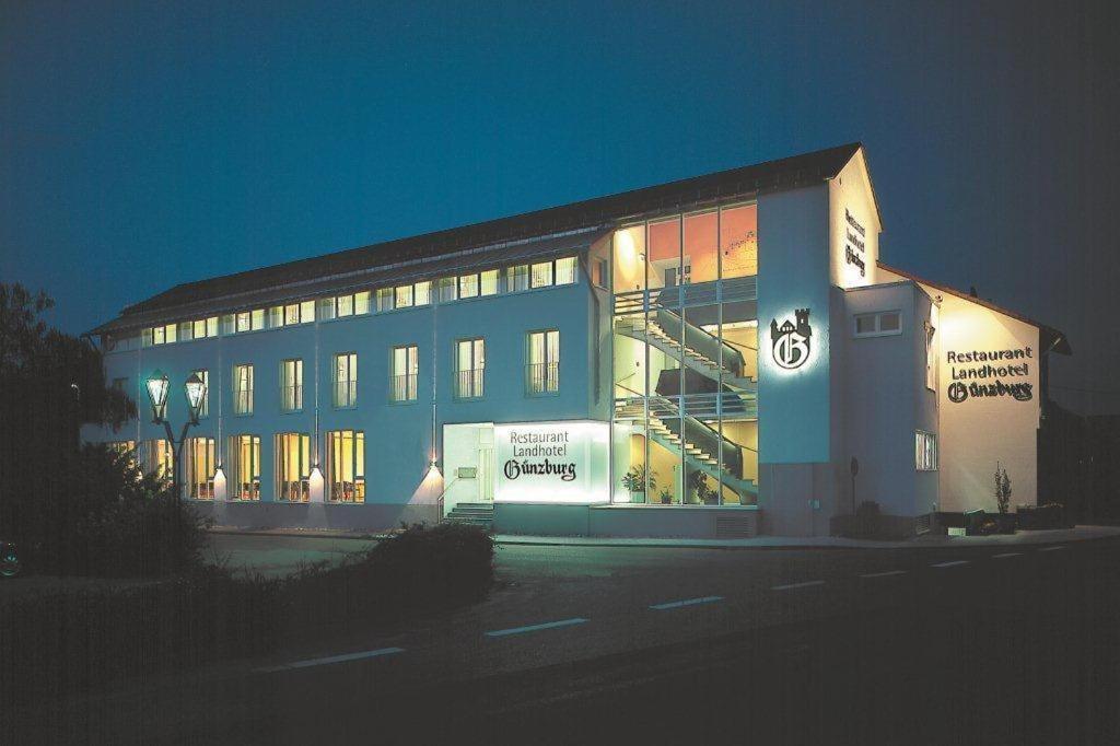 Landhotel Guenzburg クプファーツェル エクステリア 写真